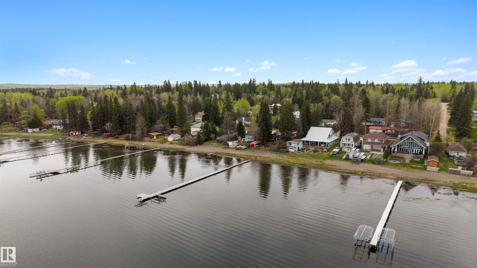 Property Photo: 621 1 Avenue AB T0E 2B0