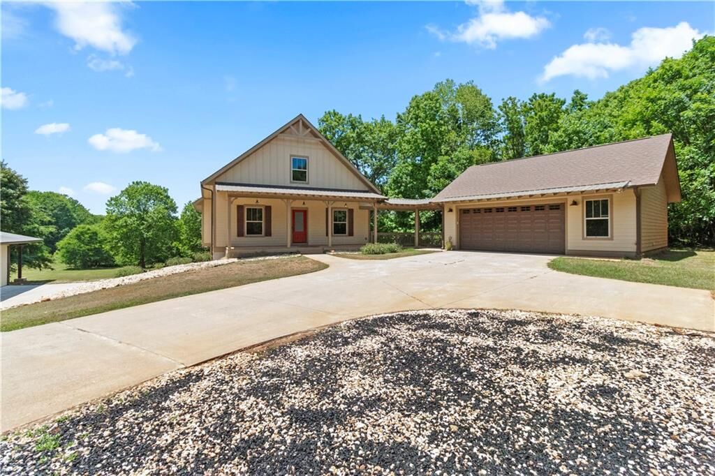 Property Photo: 4140 Highway 332 GA 30548