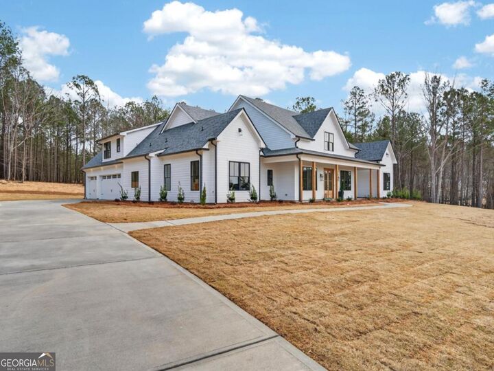 Property Photo:  2020 Clearwater Drive  GA 30678 