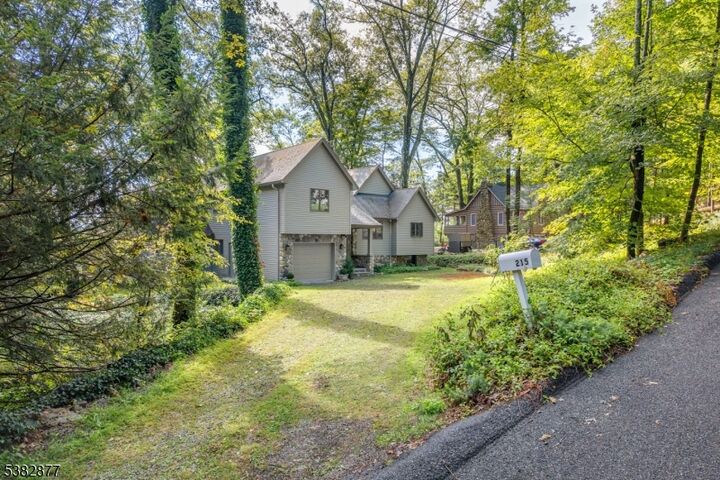 Property Photo: 215 Aniwa Rd NJ 07422