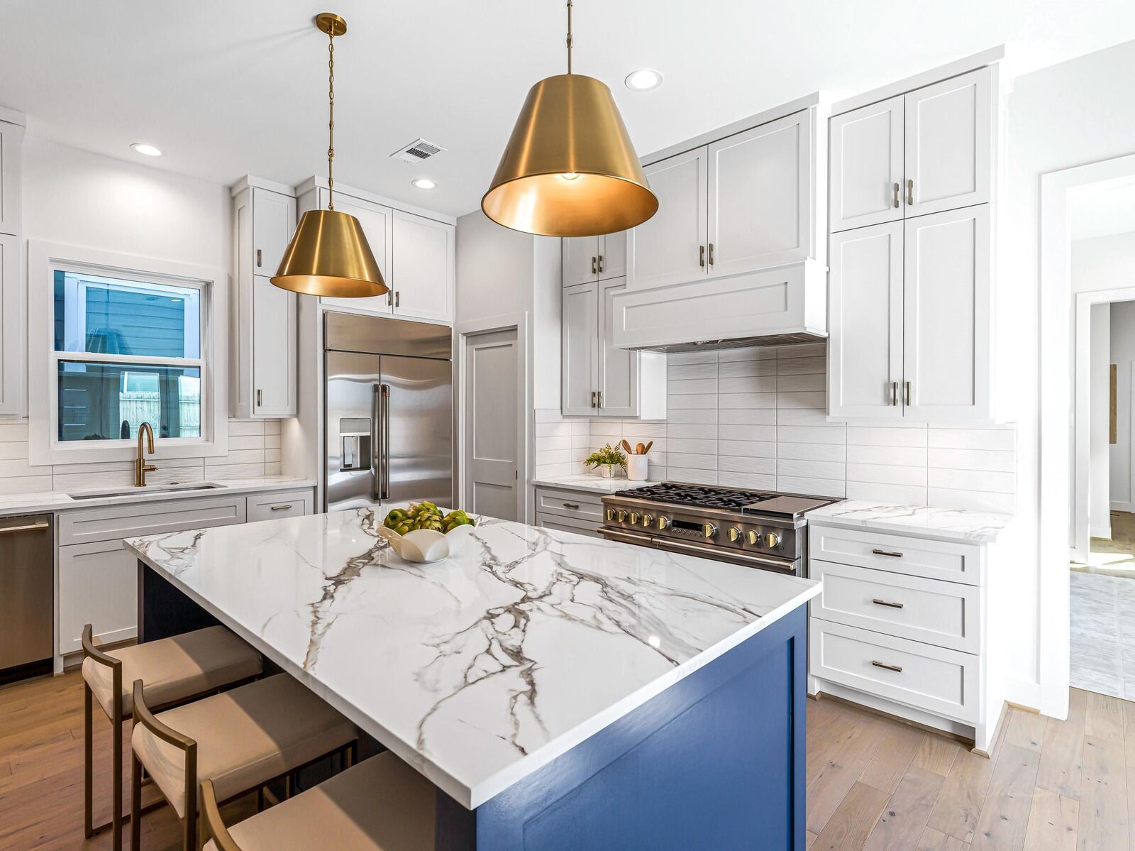 Property Photo:  1207 Tabor Street  TX 77009 
