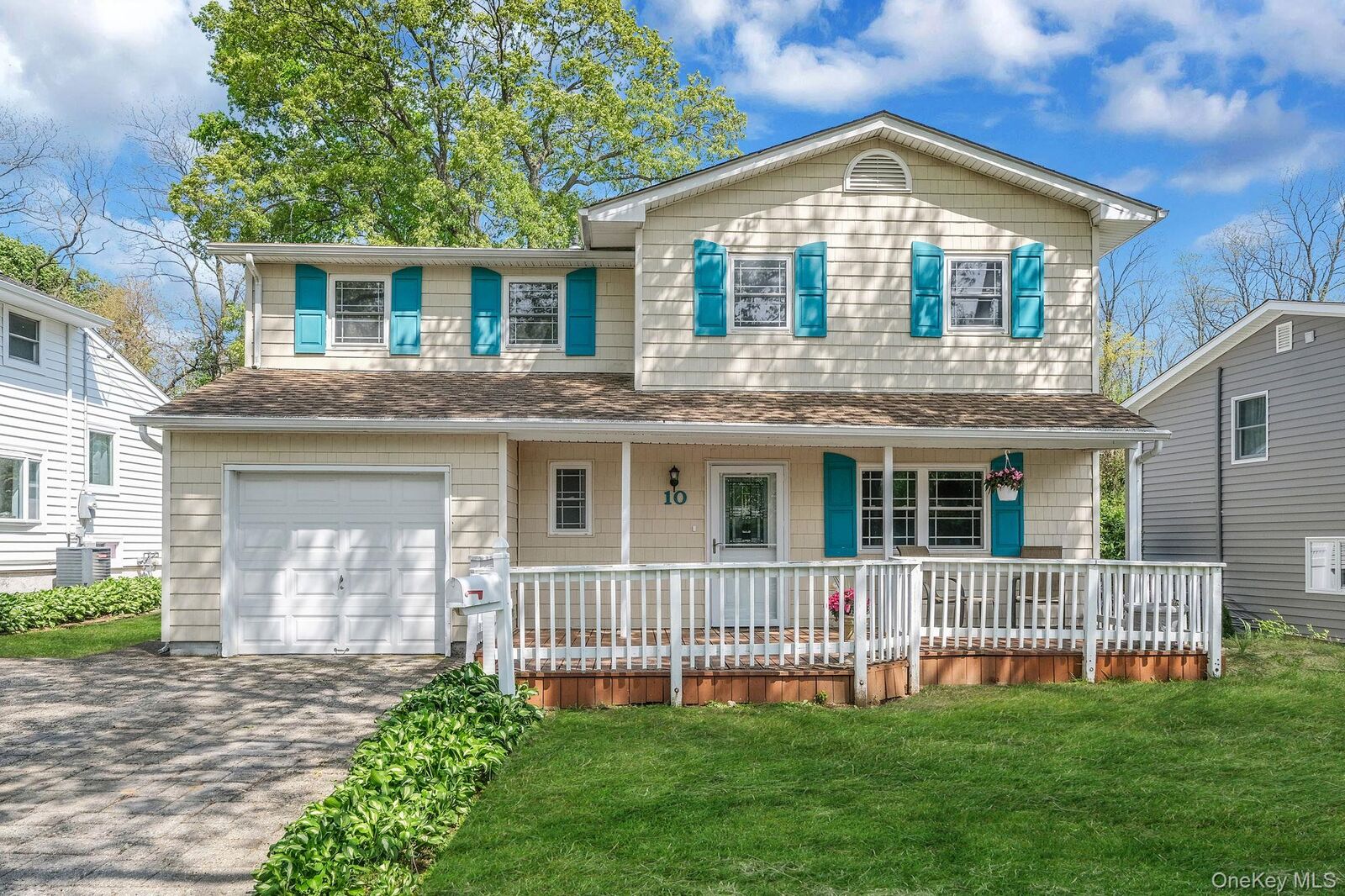 Property Photo:  10 Magellan Avenue  NY 11754 