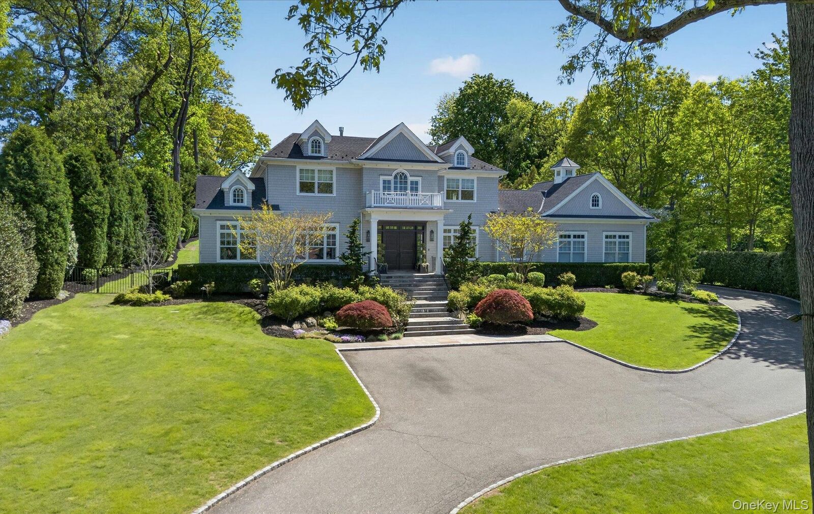 Property Photo:  32 Elm Street  NY 11797 