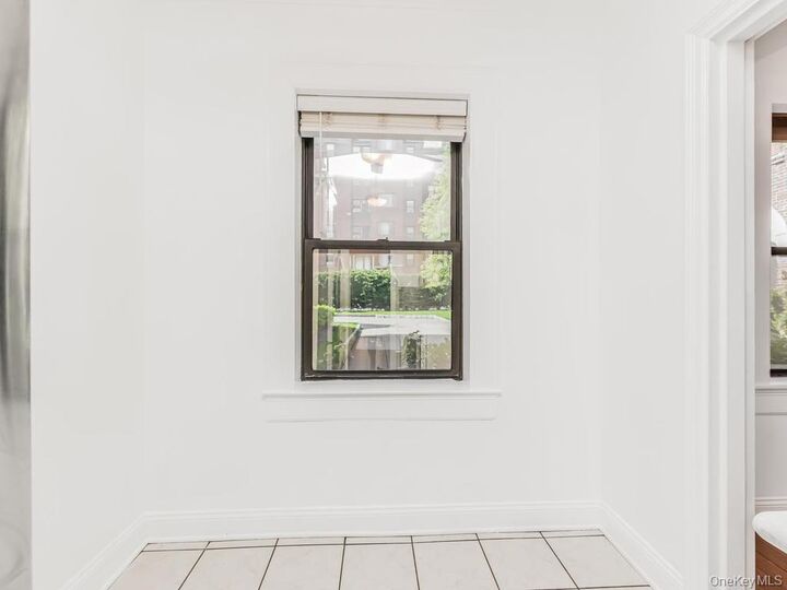 Property Photo:  5 Franklin Avenue 1P  NY 10601 