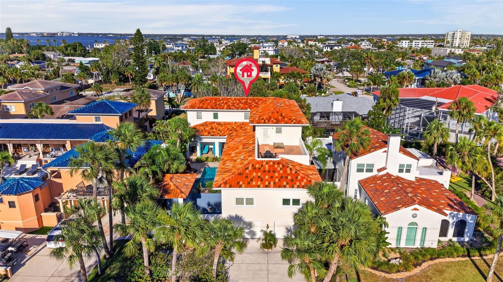 Property Photo:  831 Mandalay Avenue  FL 33767 