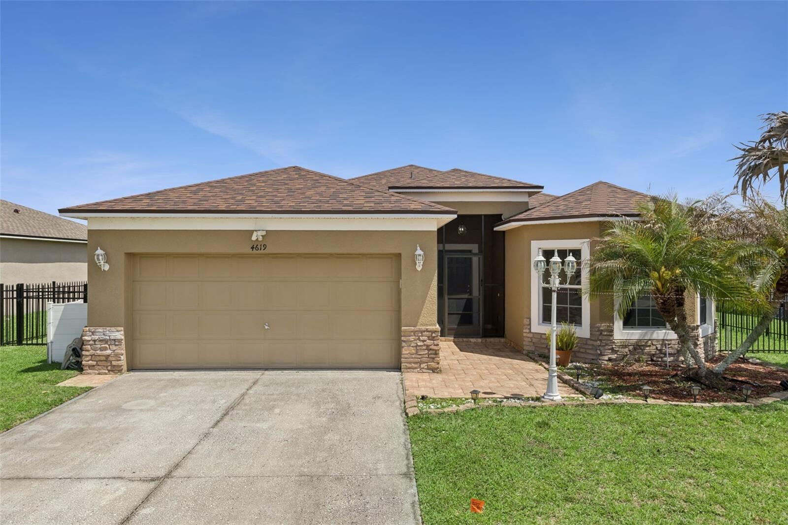 Property Photo:  4619 Cabalerro Trail  FL 34758 