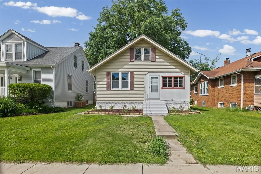 Property Photo:  1310 Raab Avenue  IL 62220 
