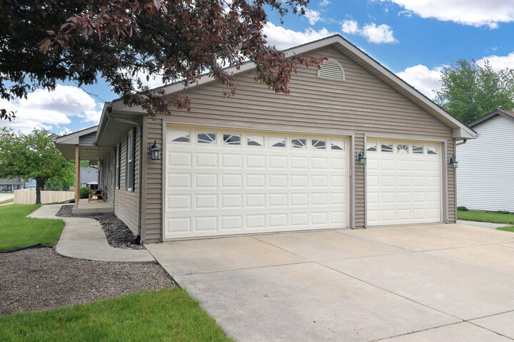 Property Photo:  3655 Princeton Way  WI 53177 