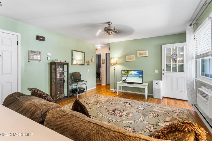 Property Photo:  7 Crocus Lane  NJ 08759 