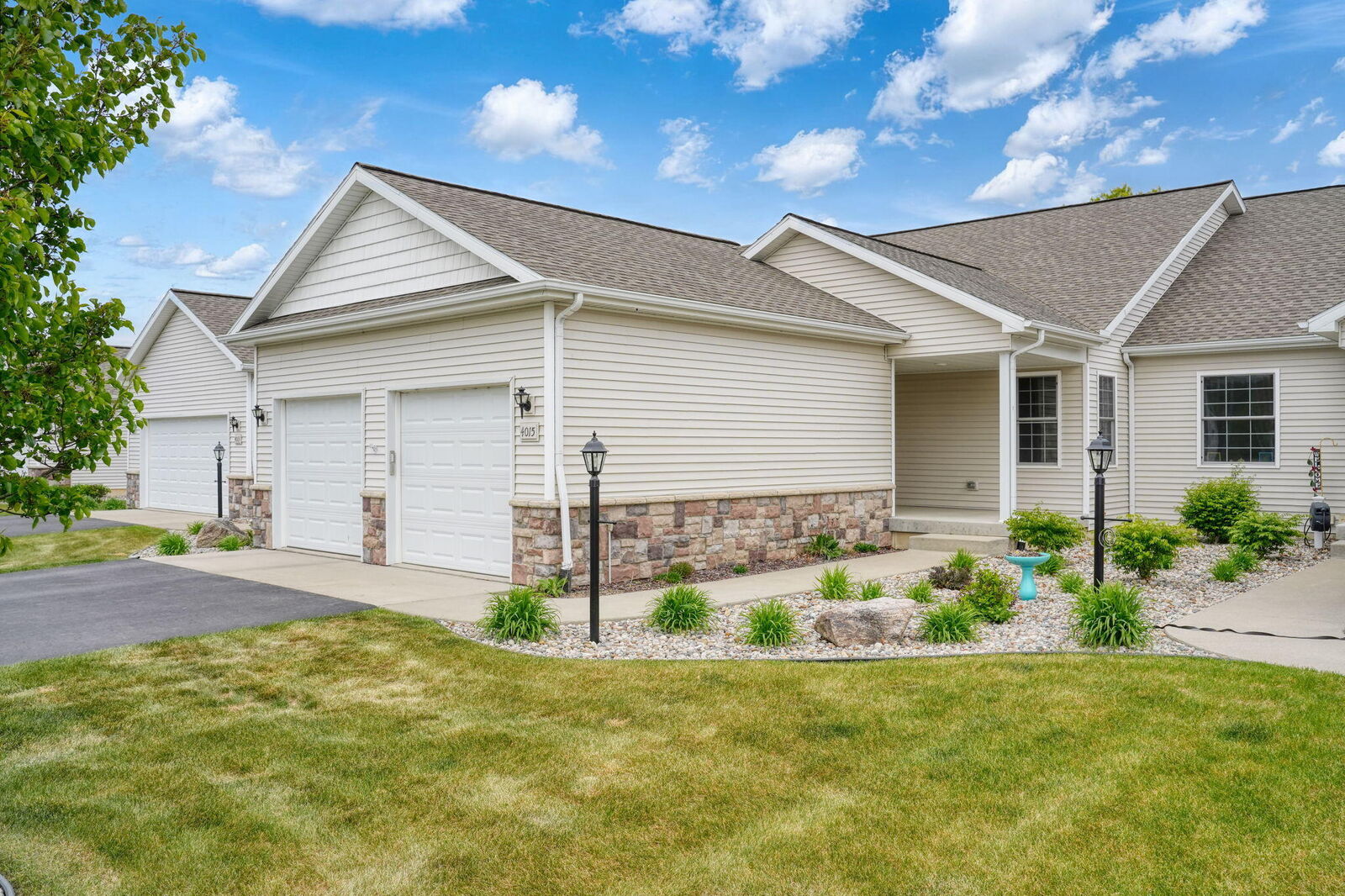 Property Photo: 4015 Eastbridge Circle MI 49285