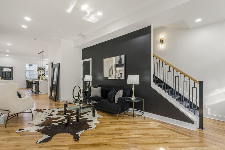 Property Photo: 6450 S Greenwood Avenue IL 60637
