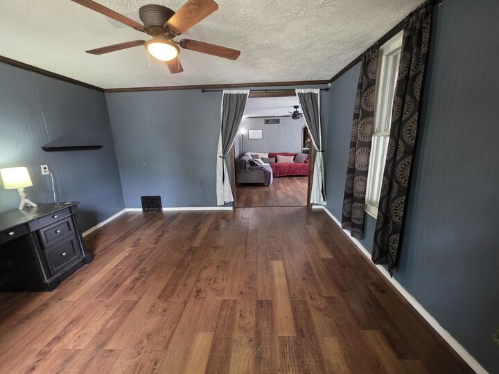 Property Photo: 919 E Johnson Street IL 61727