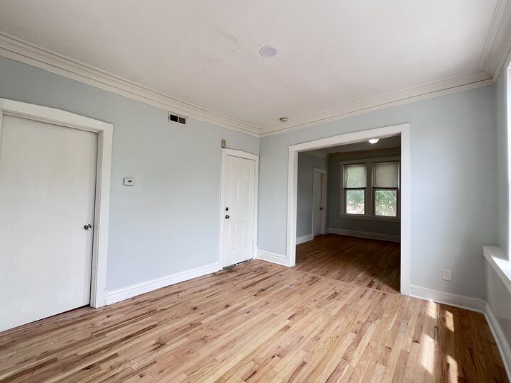 Property Photo: 8856 S Lowe Avenue 2F IL 60620