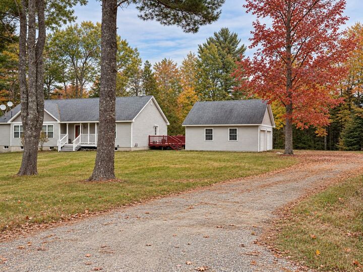 Property Photo:  25 Kennel Brook Drive  ME 04605 