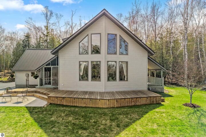 Property Photo: 3998 N US-23 N MI 49779