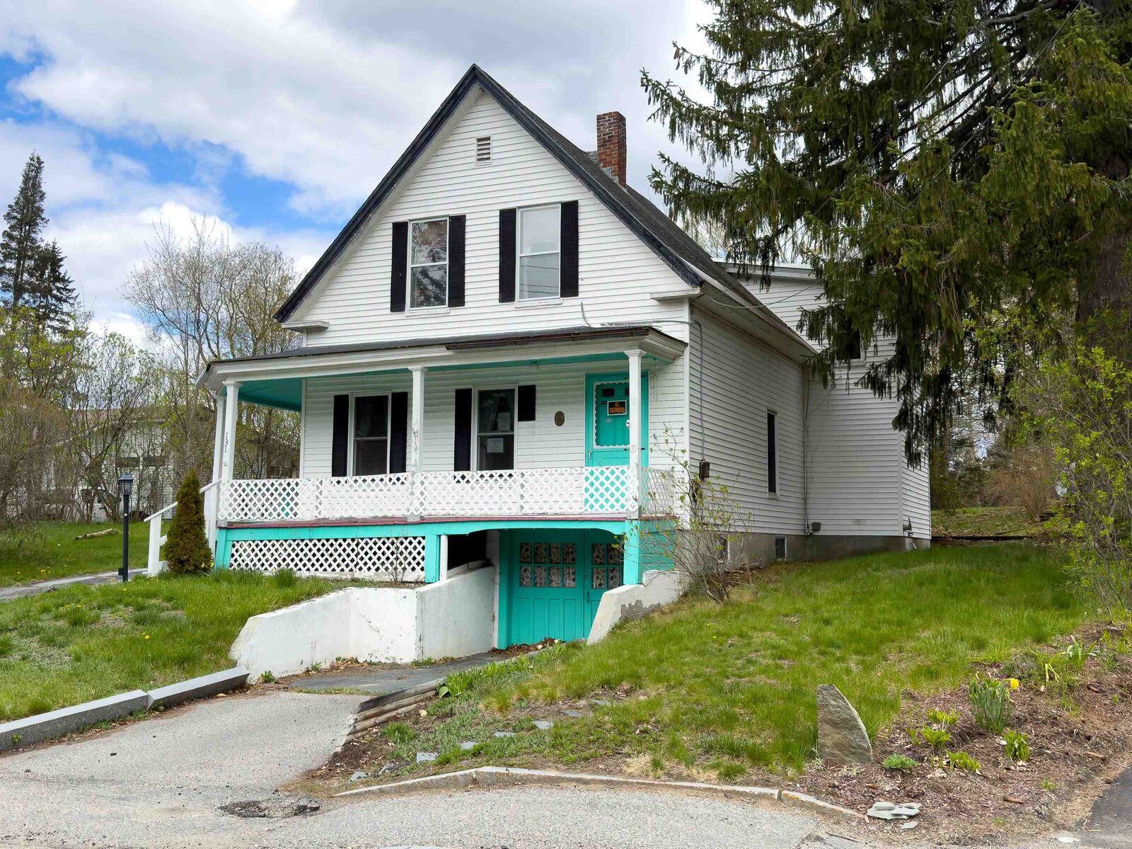 Property Photo:  131 Grove Street  NH 03561 