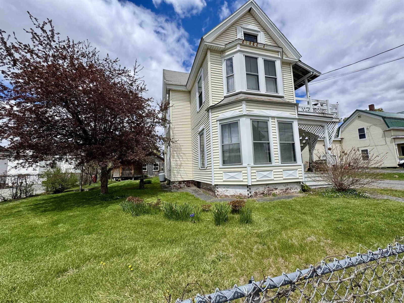 Property Photo:  11 Pine Street  NH 03785 