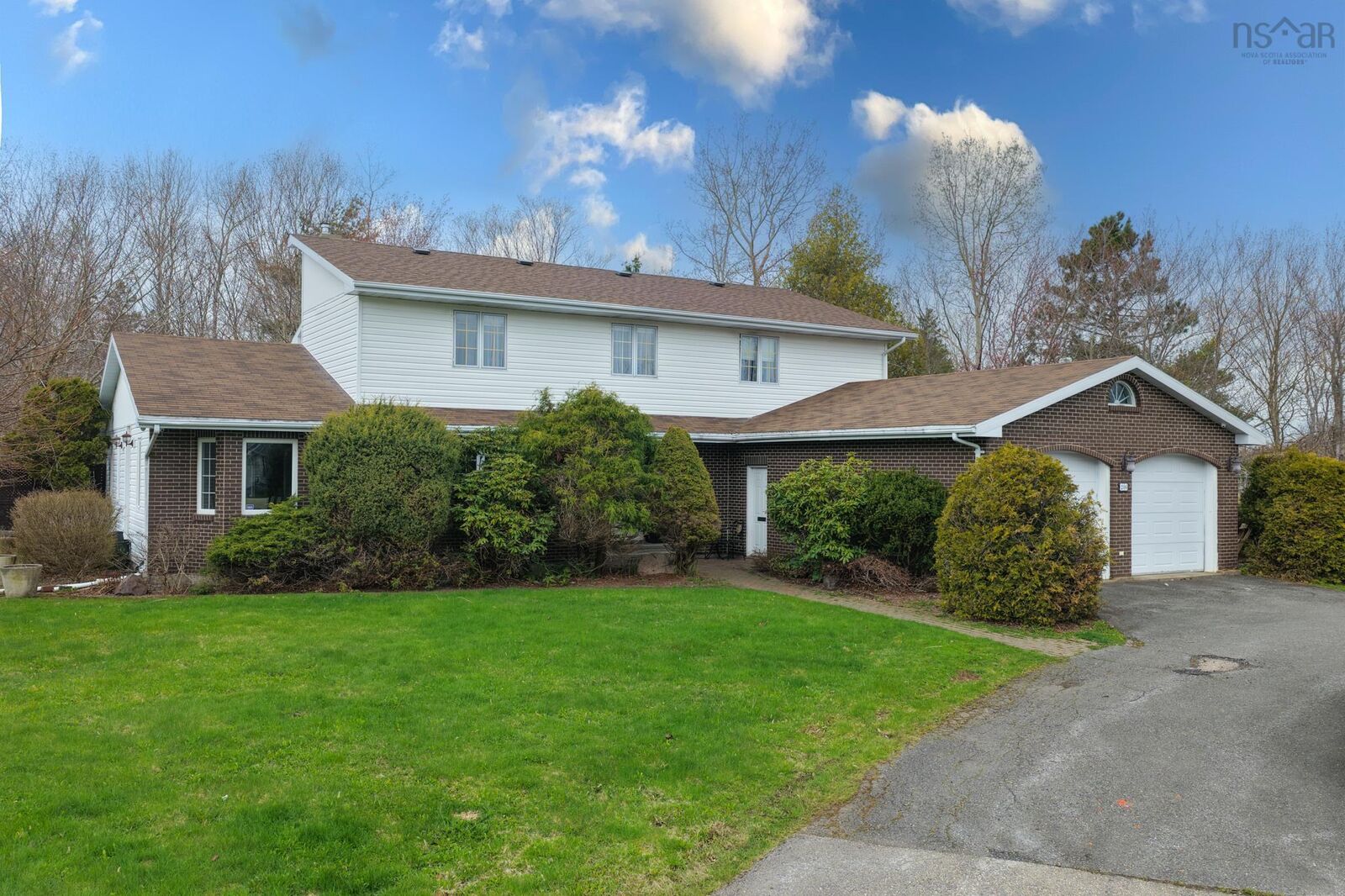 Property Photo:  206 Fatima Drive  NS B1S 1L8 