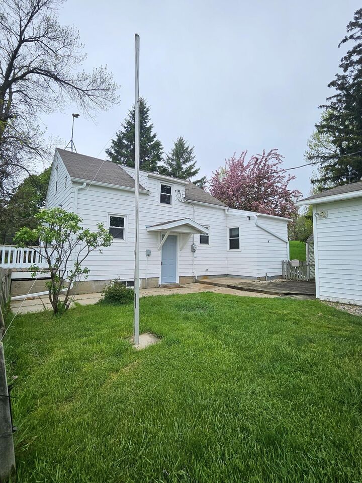 Property Photo: 6262 County Road 4W SW MN 56308