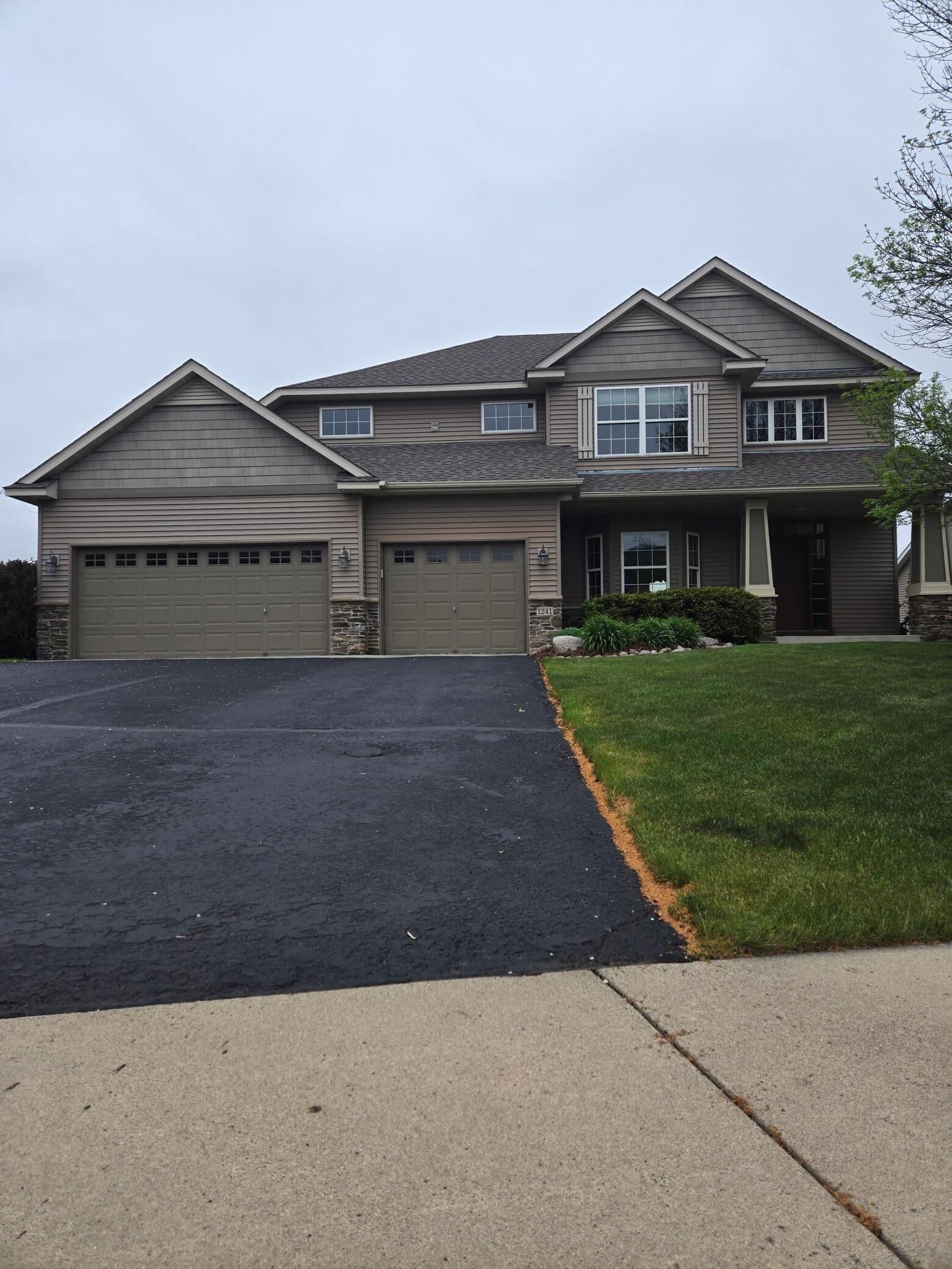 Property Photo:  1241 Knight Lane  MN 55388 