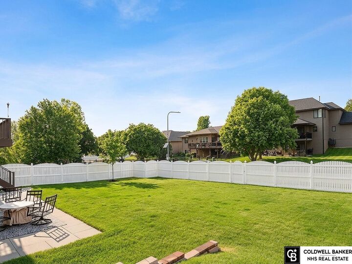 Property Photo: 14626 Girard Street NE 68007