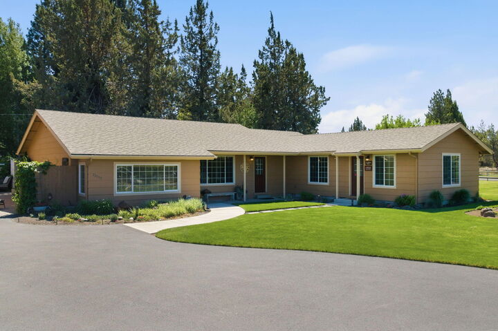 Property Photo: 22539 Martee Lane OR 97701