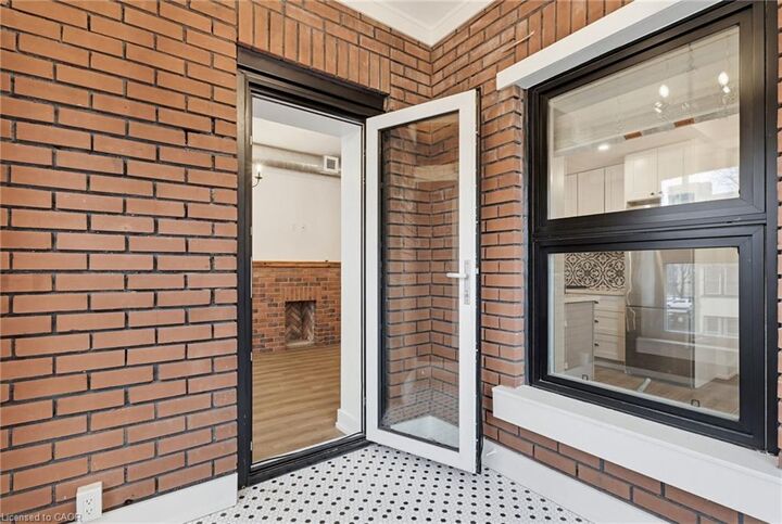 Property Photo:  27 Bold Street 202  ON L8P 1T3 