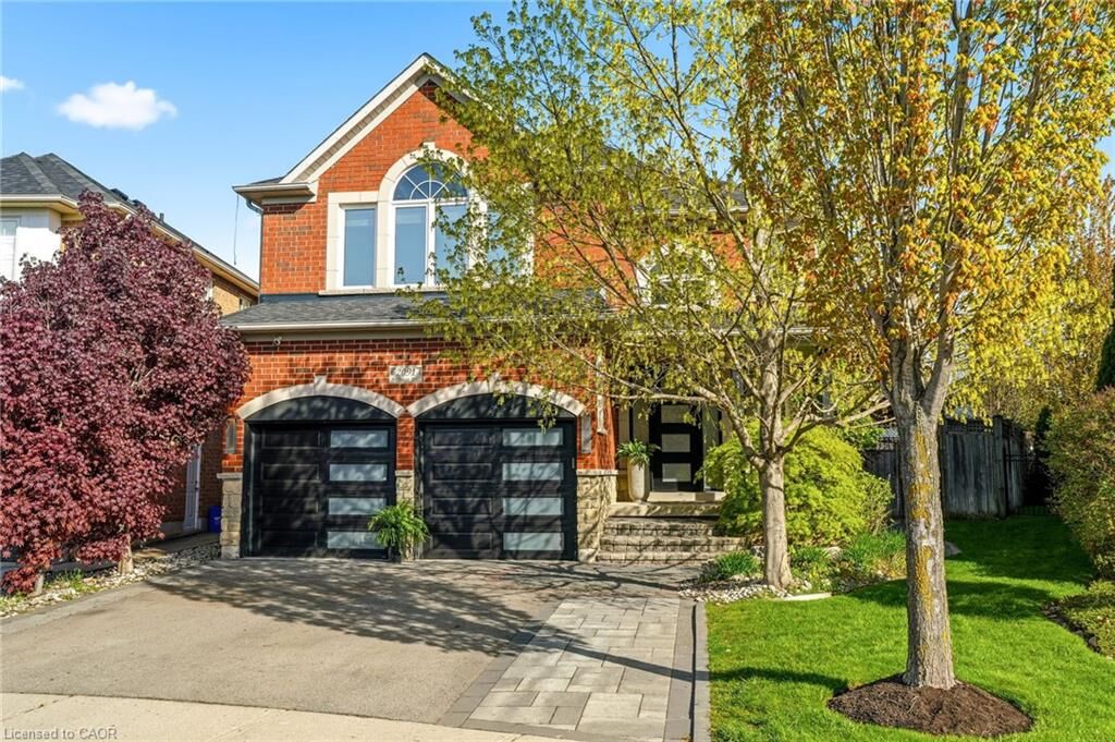 Property Photo:  2091 Willhaven Trail  ON L6M 5G3 