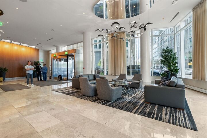 Property Photo: 50 Liberty Dr 12G MA 02210