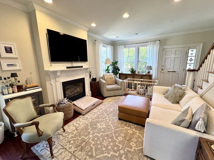 Property Photo:  51 Upland Rd 1  MA 02140 