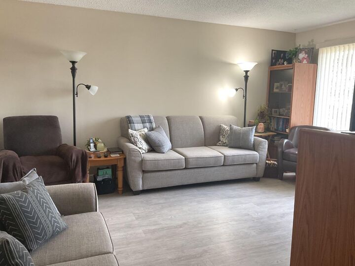Property Photo: 4607 46 Avenue AB T0E 1N0