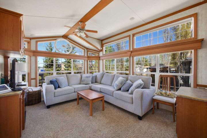 Property Photo:  10046 Twp Rd 422 158A  AB T4J 1V9 