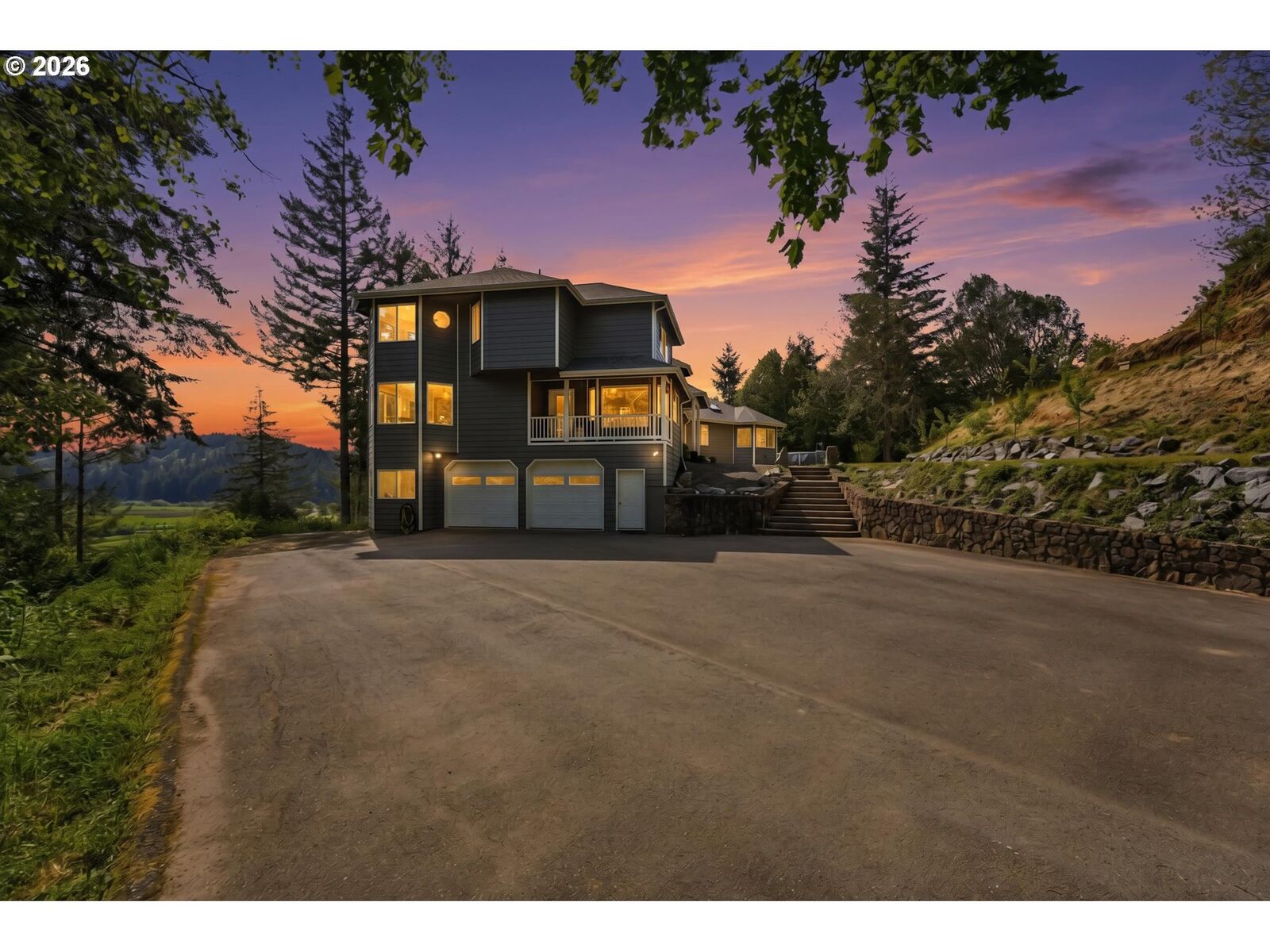 Property Photo: 95037 Haynes Way Ln OR 97459