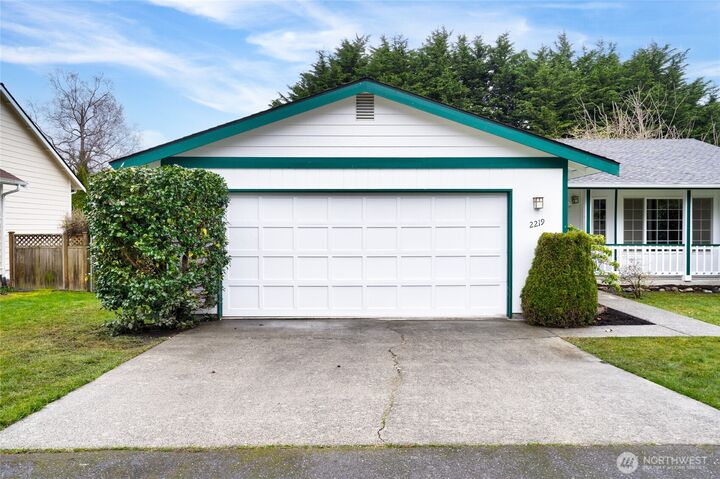 Property Photo:  2219  13th  WA 98221 
