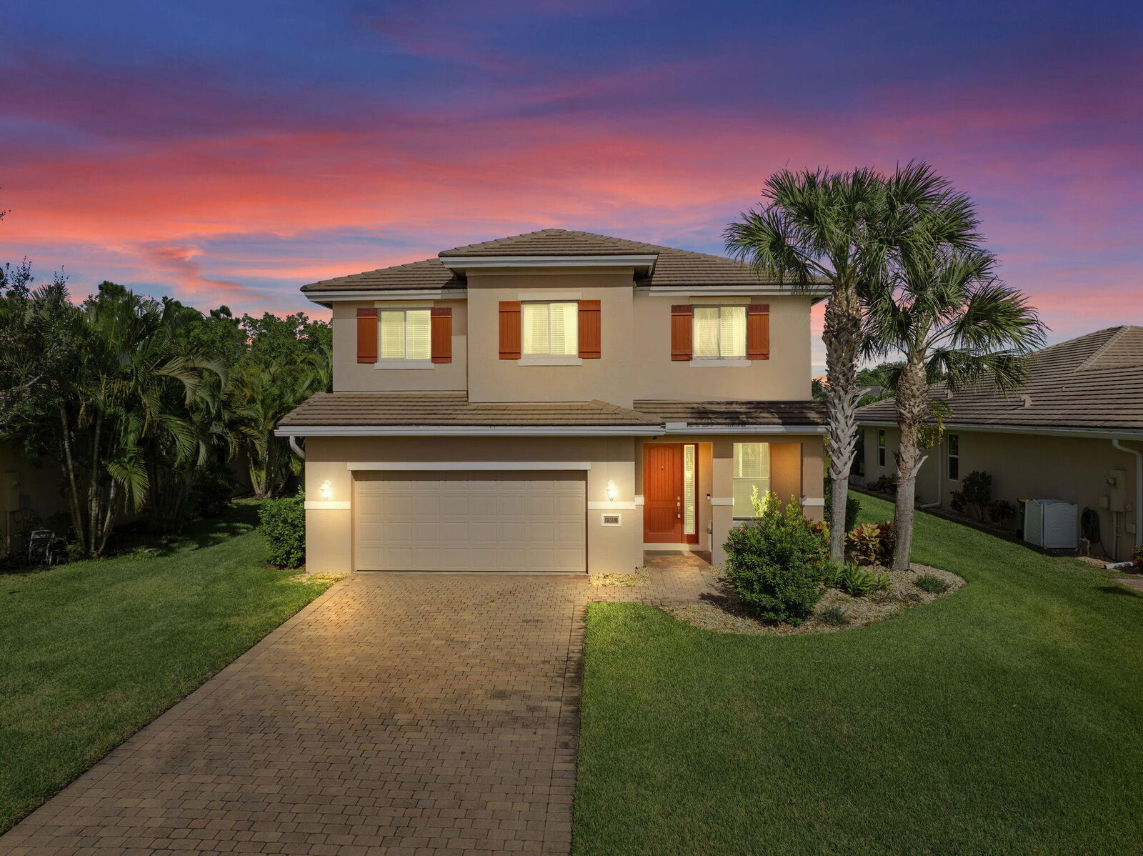 Property Photo: 505 NW Windflower Terrace FL 34957