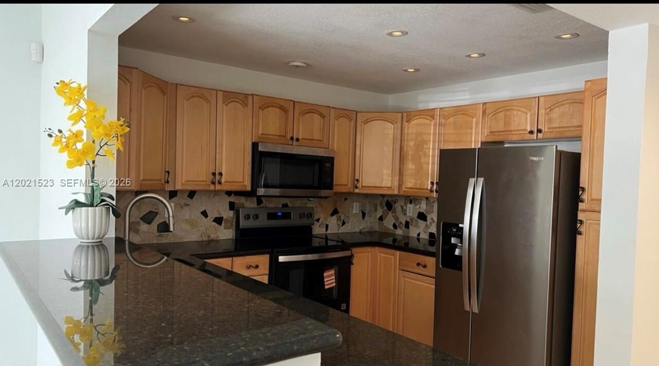 Property Photo: 9159 SW 77th Ave 101 FL 33156