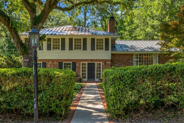 Property Photo:  1001 Gardenia Drive  FL 32312 