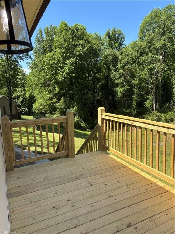 Property Photo: 236 Mille Run Street NC 28659