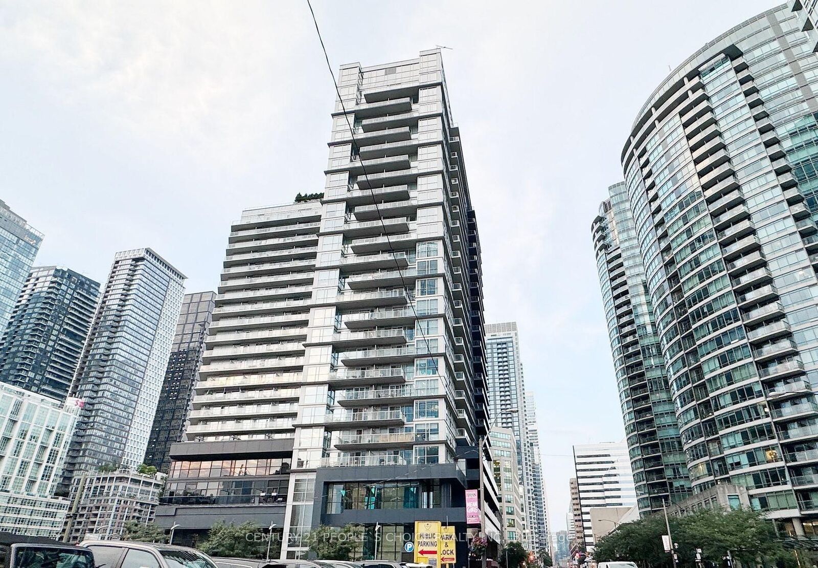 Property Photo: 352 Front Street W 511 ON M5V 0K3