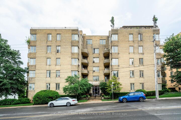 707 Eglinton Avenue W 403 — photo 1