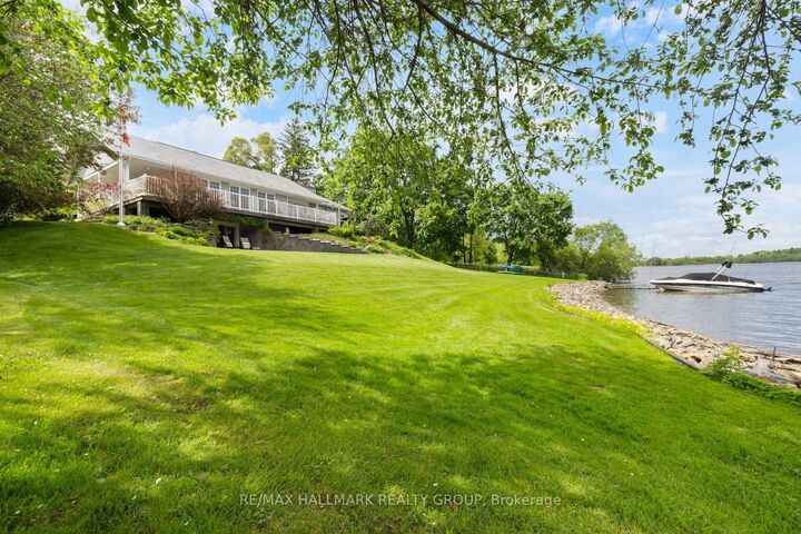 1 Rideau Glen Drive — photo 1