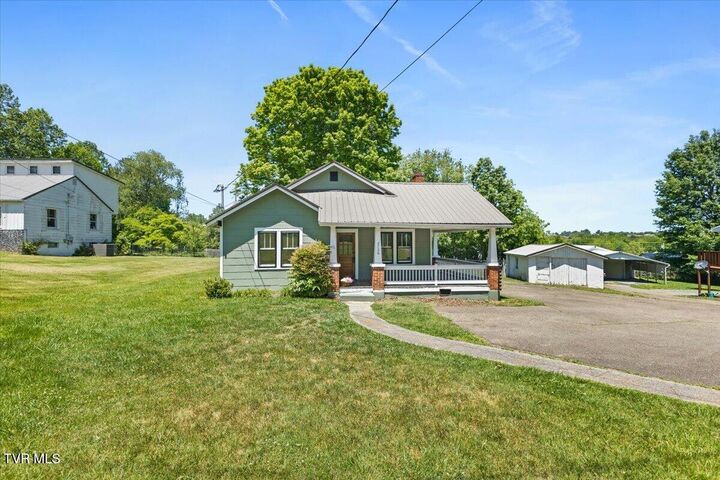 Property Photo:  2736 West Walnut Street  TN 37604 