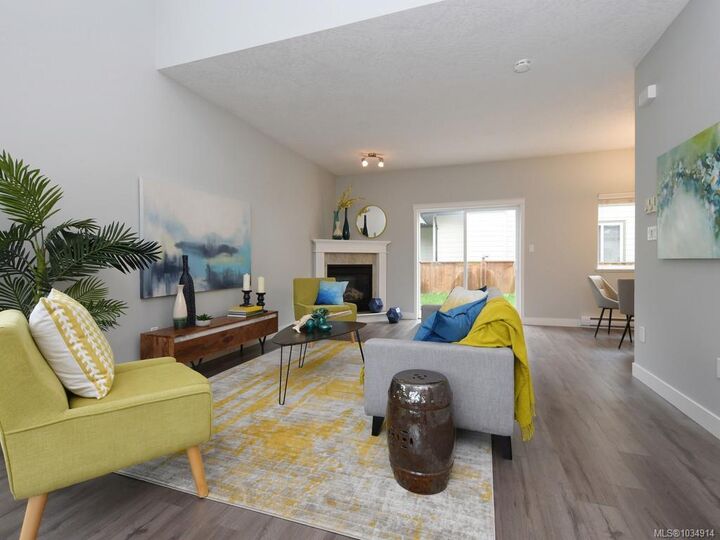 Property Photo: 951 Kinglet Pl BC V9C 0B4