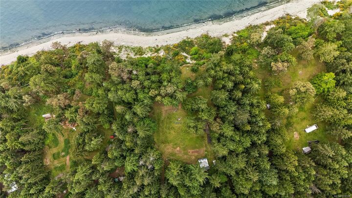 Property Photo:  125 Mapleleaf Lane  ON L1L 1L1 