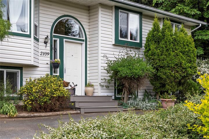Property Photo:  2109 Lakeside Dr  BC V9X 1A8 