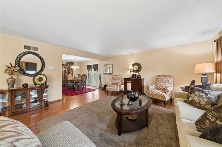 Property Photo: 113 Skyview Dr PA 15644