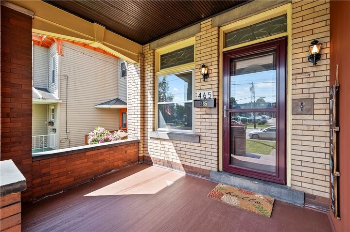 Property Photo:  465 Market St  PA 15009 