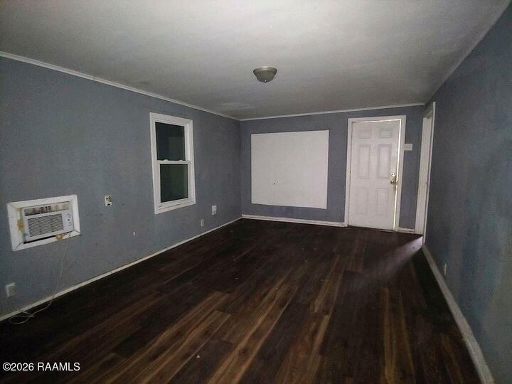 Property Photo: 234 1/2 N Pine Street LA 70501