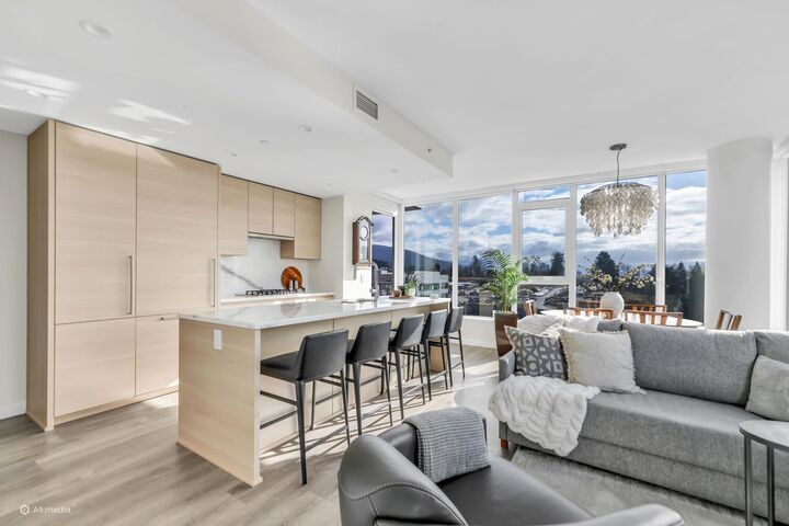 Property Photo: 305 Morrissey Road 1404 BC V3H 0M3