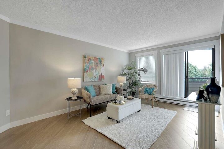 Property Photo:  5249 204th Street 211  BC V3A 1Z1 